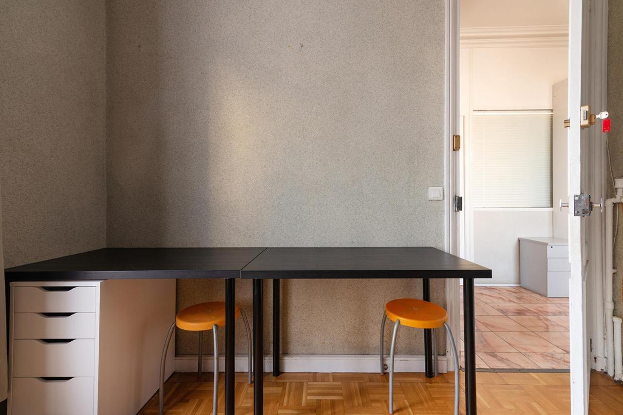 Cameleon Paris Guesthouse Pantin Dış mekan fotoğraf